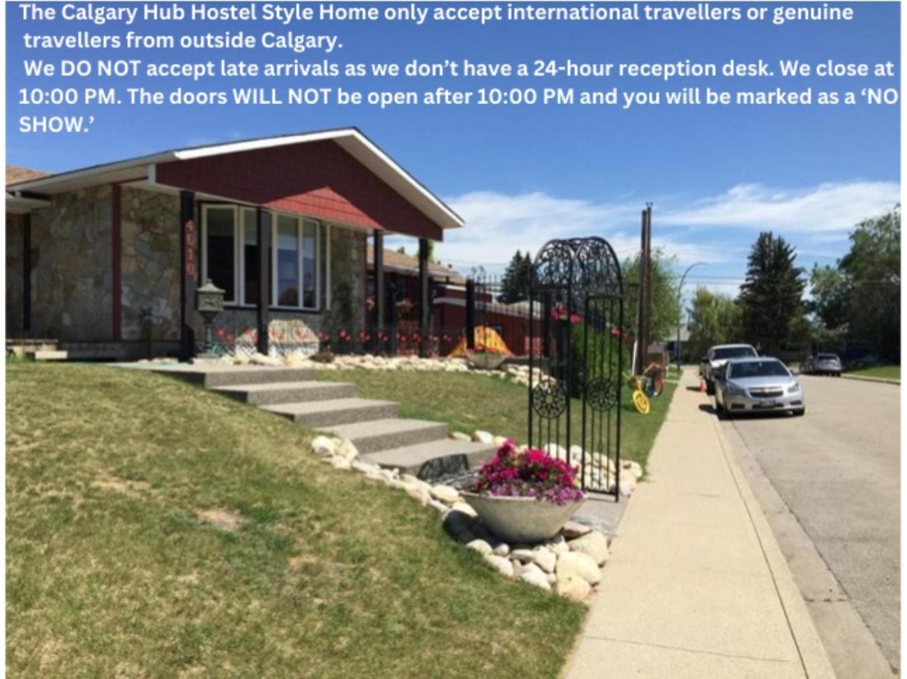 The Calgary Hub Hostel Style Home Exterior foto